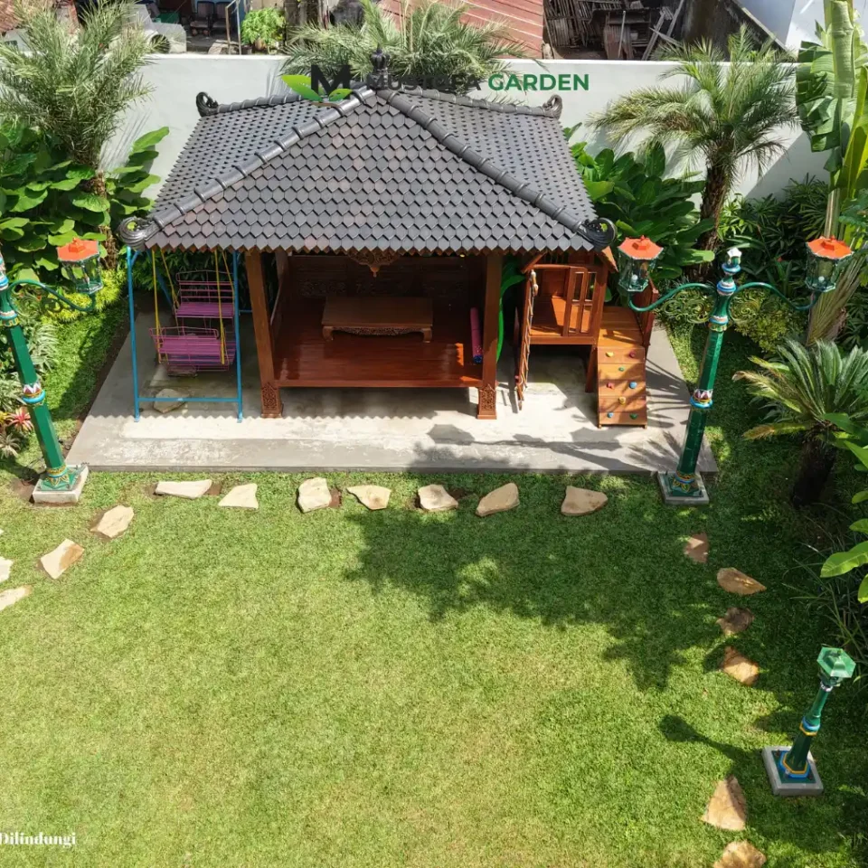 Taman Rumah Tropis 3 960x960